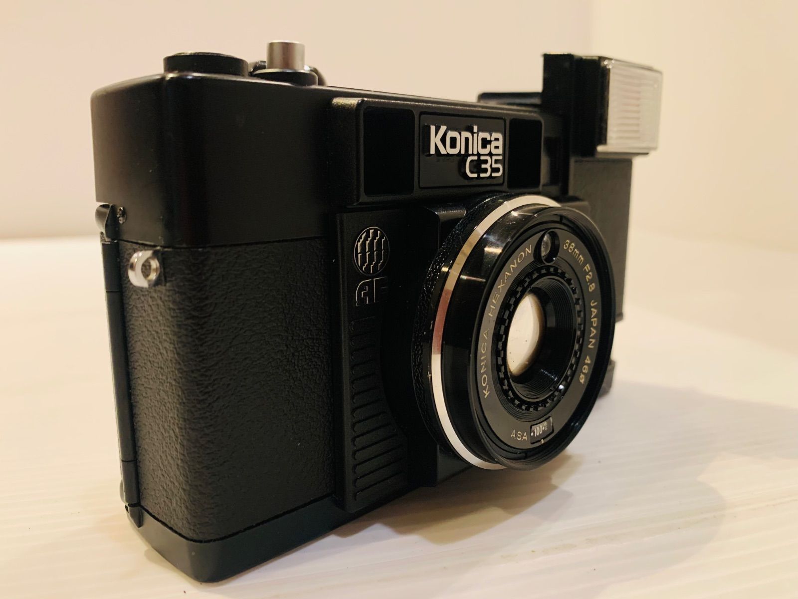 完動品】フィルムカメラ Konica C35 AF【ジャスピンコニカ】 - メルカリ
