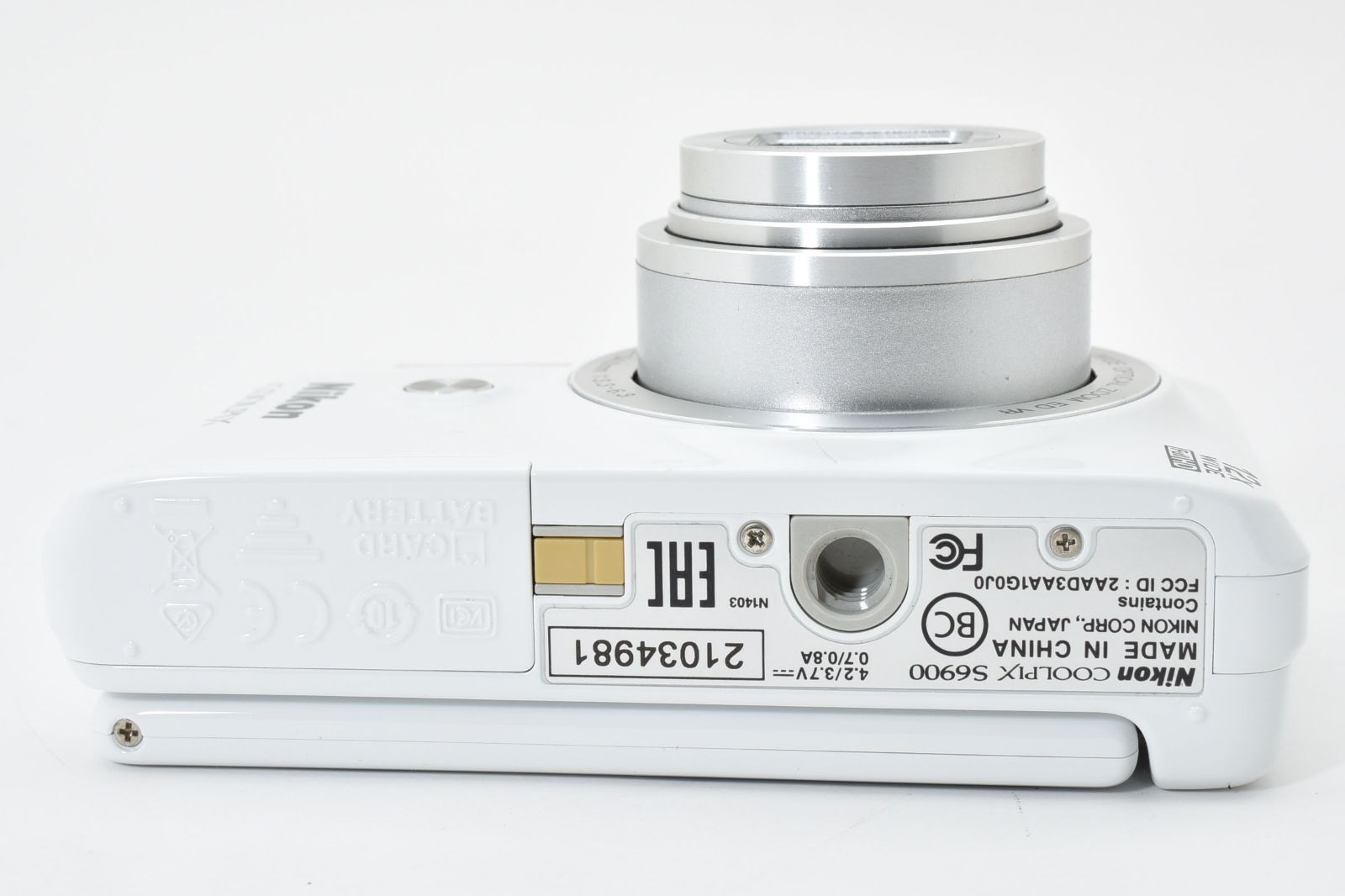 □ ほぼ新品 □ ニコン Nikon Coolpix S6900 ホワイト 《動作確認済