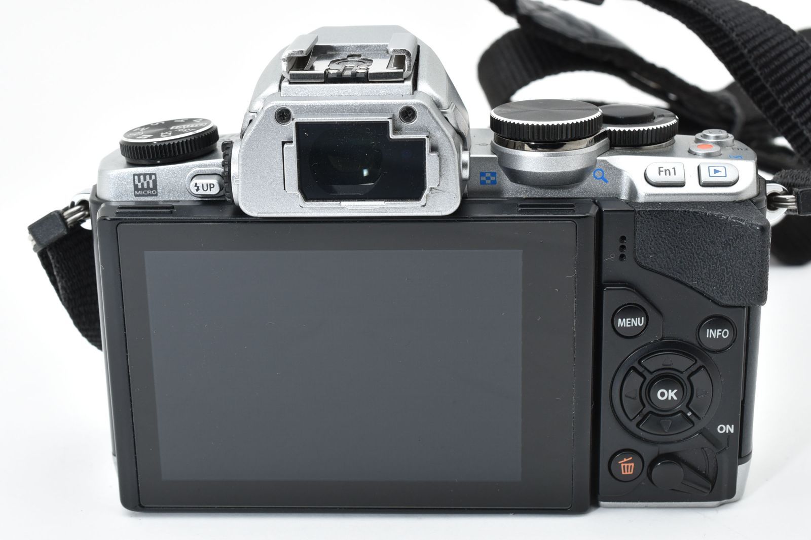 オリンパス OLYMPUS OM-D E-M10 + 14-42mm 1:3.5-5.6 + 40-150mm 1:4