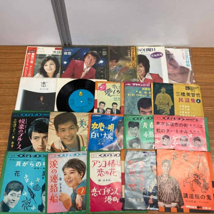 △01)【1点限り!】昭和歌謡のEPレコードまとめ売り約135点大量セット