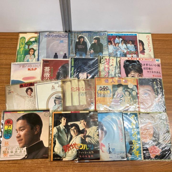 △01)【1点限り!】昭和歌謡のEPレコードまとめ売り約135点大量セット