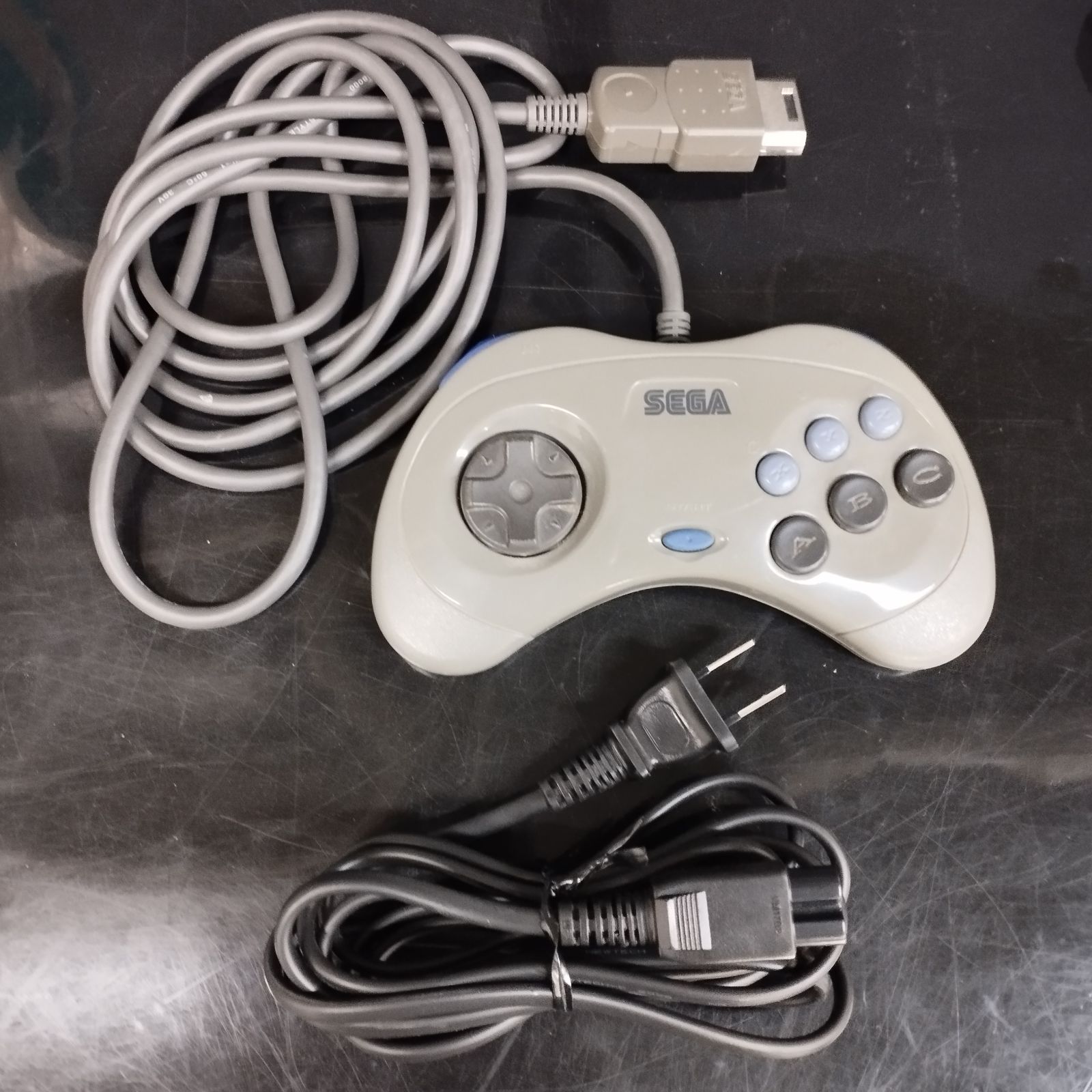セガサターン D31394】SEGA SEGASATURN セガサターン 本体 HST-3210 コントローラー