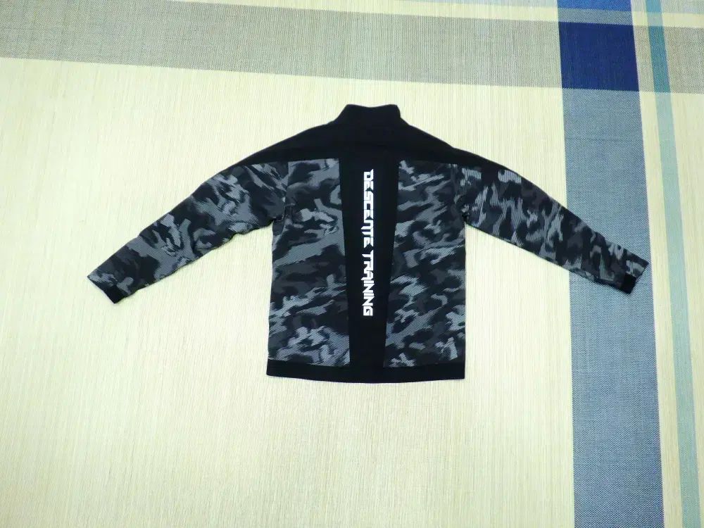 (L/100) デサント ベクター トレーナー BoA ダイアル ウーブン ジャケット