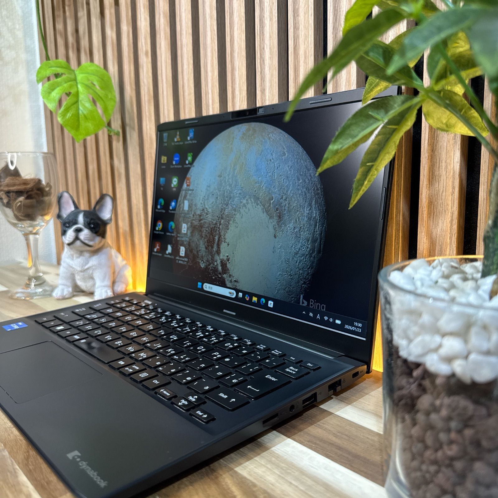 公式ショップ限定価格❣️/ 準美品《2022年モデル》dynabook SJ73/KU