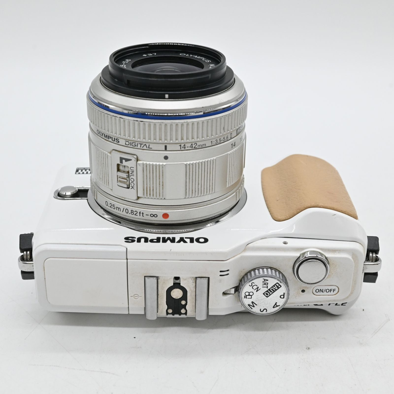並品】OLYMPUS ミラーレス一眼 E-PL2 14-42mmレンズキット - メルカリ