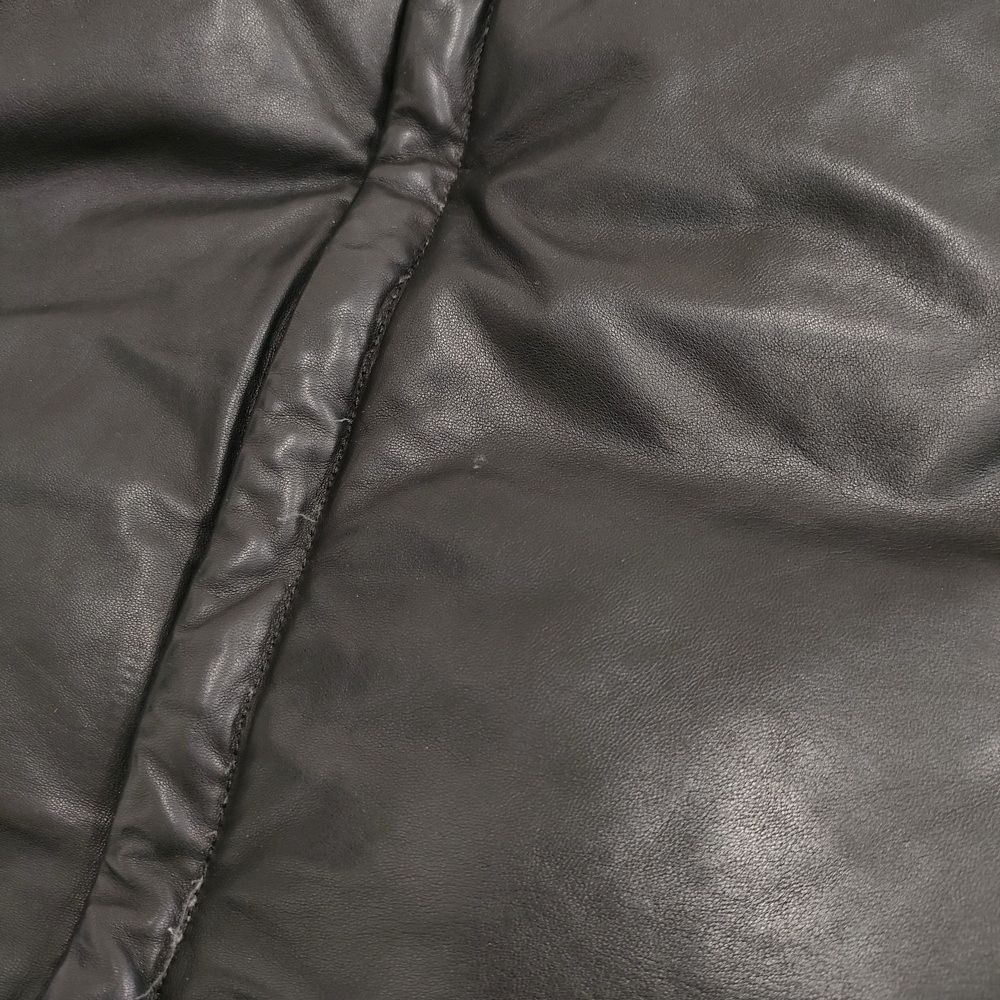 KAZUYUKI KUMAGAI ATTACHMENT グローブラムレザー フーデッドダウン