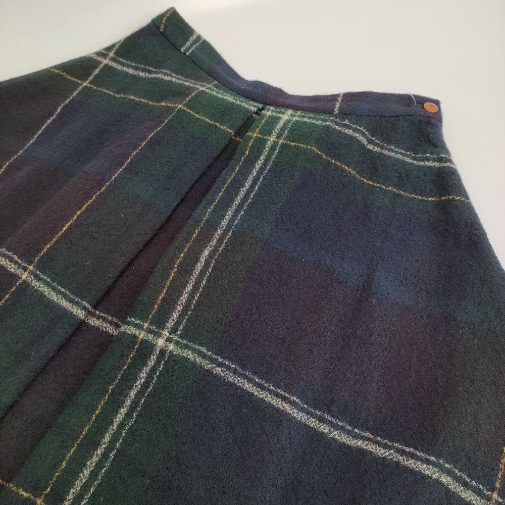 Pal'las Palace 圧縮ウールチェックフレアスカート PESK-7622 サイズ3