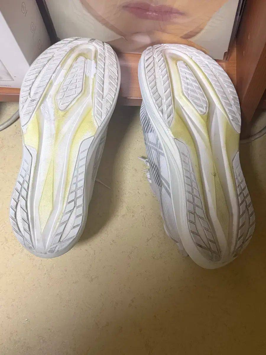 270 ランニングシューズ