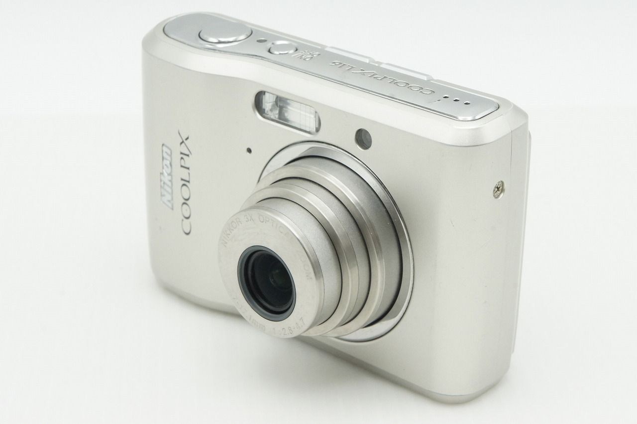 Nikon ニコン COOLPIX L16 コンパクトデジタルカメラ シルバー