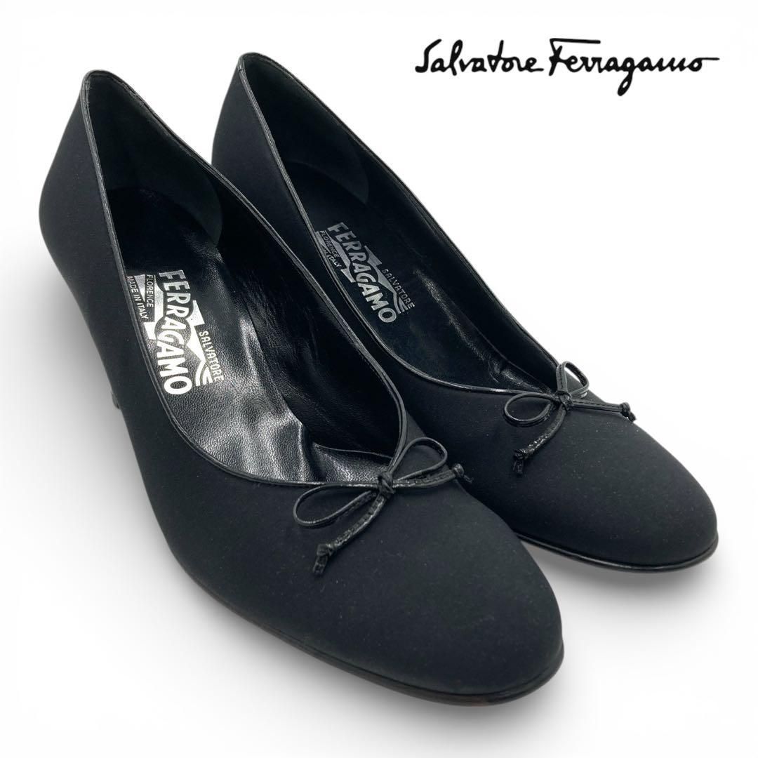 サルヴァトーレフェラガモ　ローヒールパンプス　351/2 ブラック　美品 極美品】サルヴァトーレフェラガモ☆パンプス☆51/2（23cm）☆黒