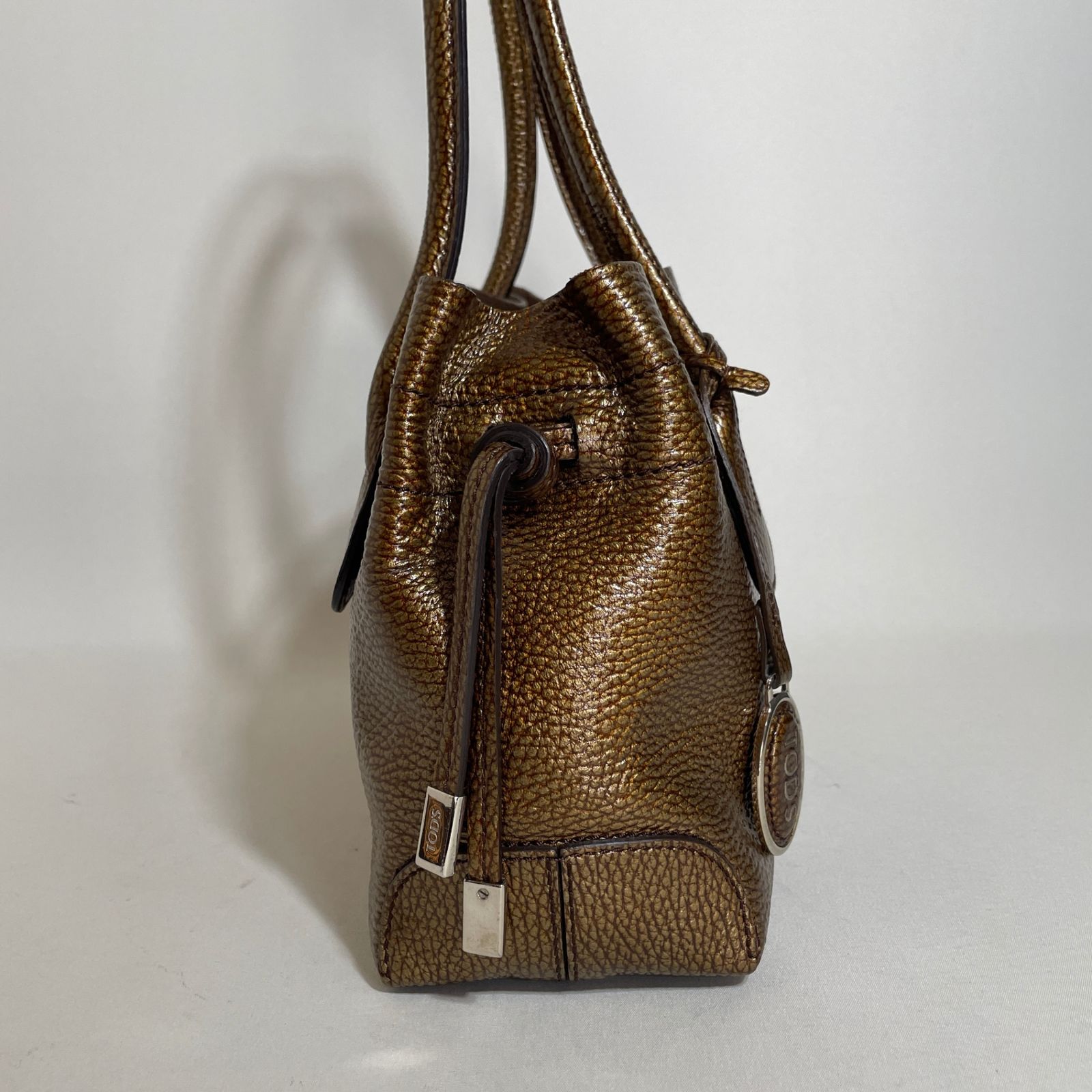 2601-62｜美品｜トッズ ハンドバッグ レザー ブラウンゴールド - メルカリ