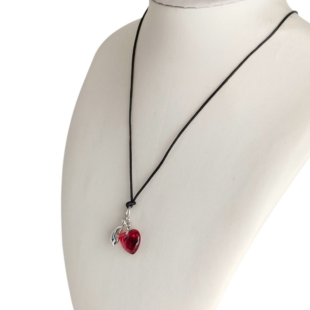 BACCARAT 美しいレッドハ－トクリスタル 箱付き新品未使用品 美品