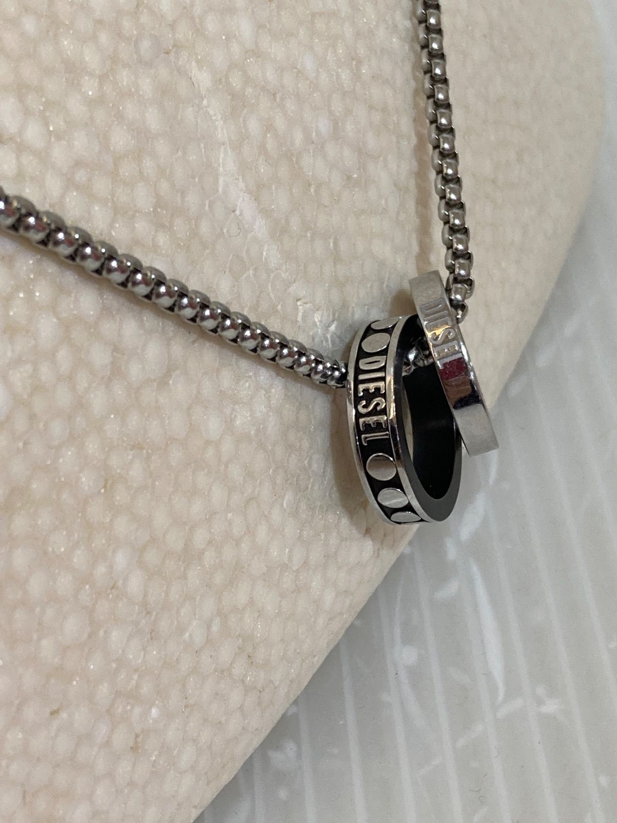 店頭同時販売品〉DIESEL ディーゼル ネックレス ダブルリング - メルカリ