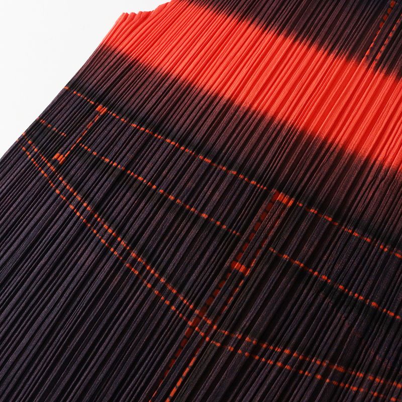 美品✨PLEATS PLEASE プリーツ　ノースリーブ　オレンジ　柄入り 美品 イッセイミヤケ プリーツプリーズ PLEATS PLEASE グラデーション