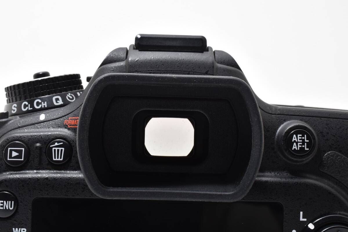 ☆良品☆《ショット数12,197回 》ニコン Nikon D7100 ボディ☆ YM9381