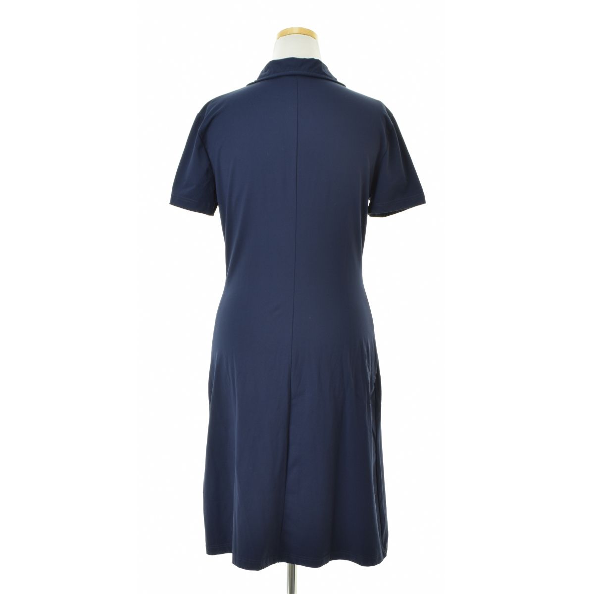 【FENDI】ネイビー ロゴ半袖ワンピース 4A(105cm) FENDI 半袖ワンピース FENDI】ネイビー ロゴ半袖ワンピース 4A(105cm