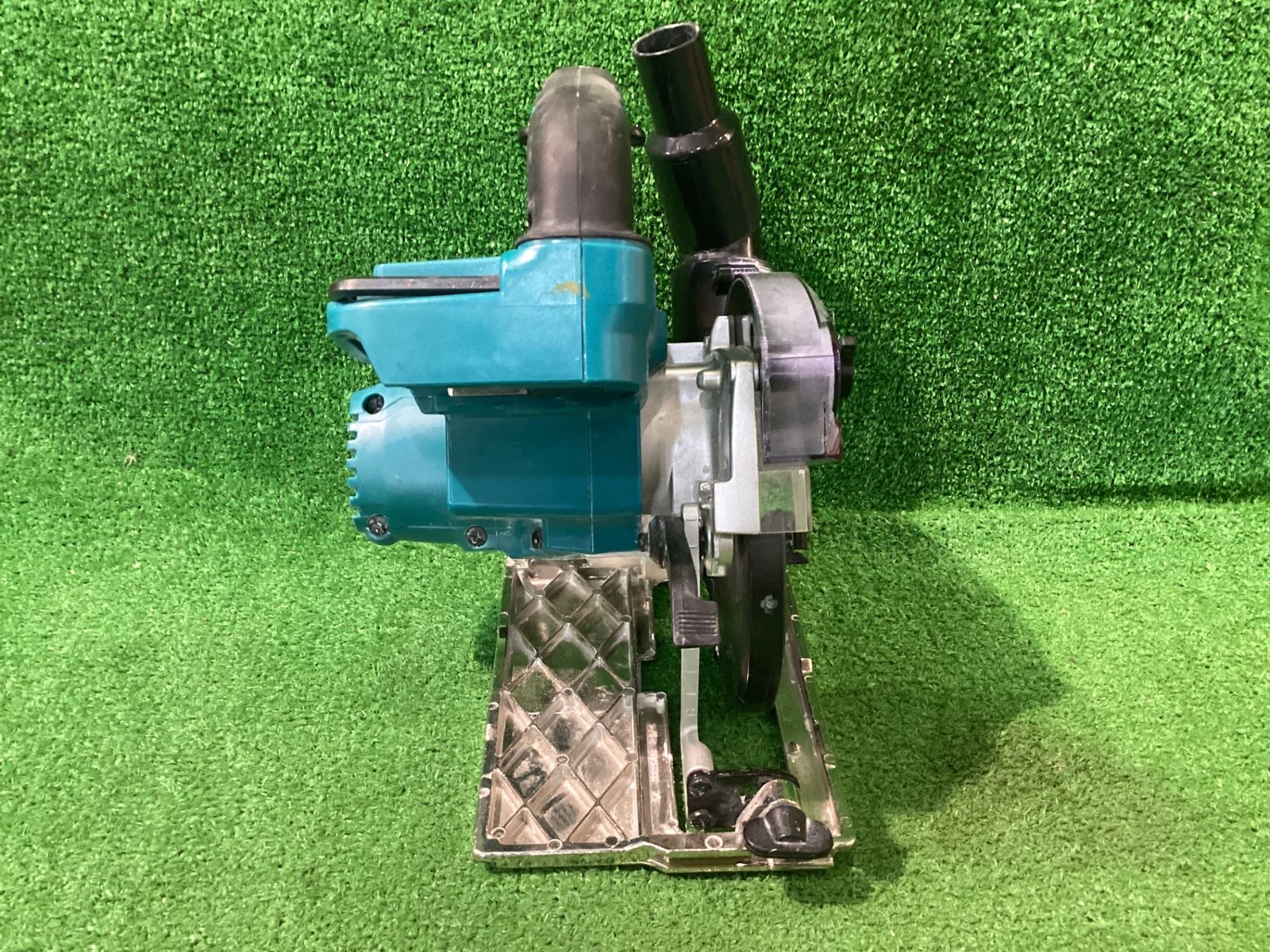 マキタ KS511D 125mm充電式防塵マルノコ ※現状品 深さ調整の上げる時 