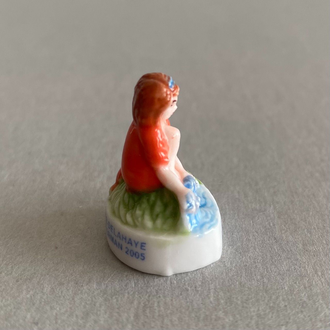 水辺のマルティーヌのフェーブ／フランス雑貨／陶器ミニチュア