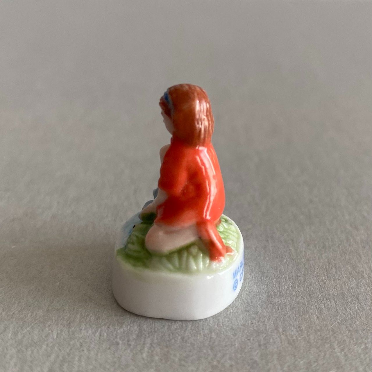 水辺のマルティーヌのフェーブ／フランス雑貨／陶器ミニチュア