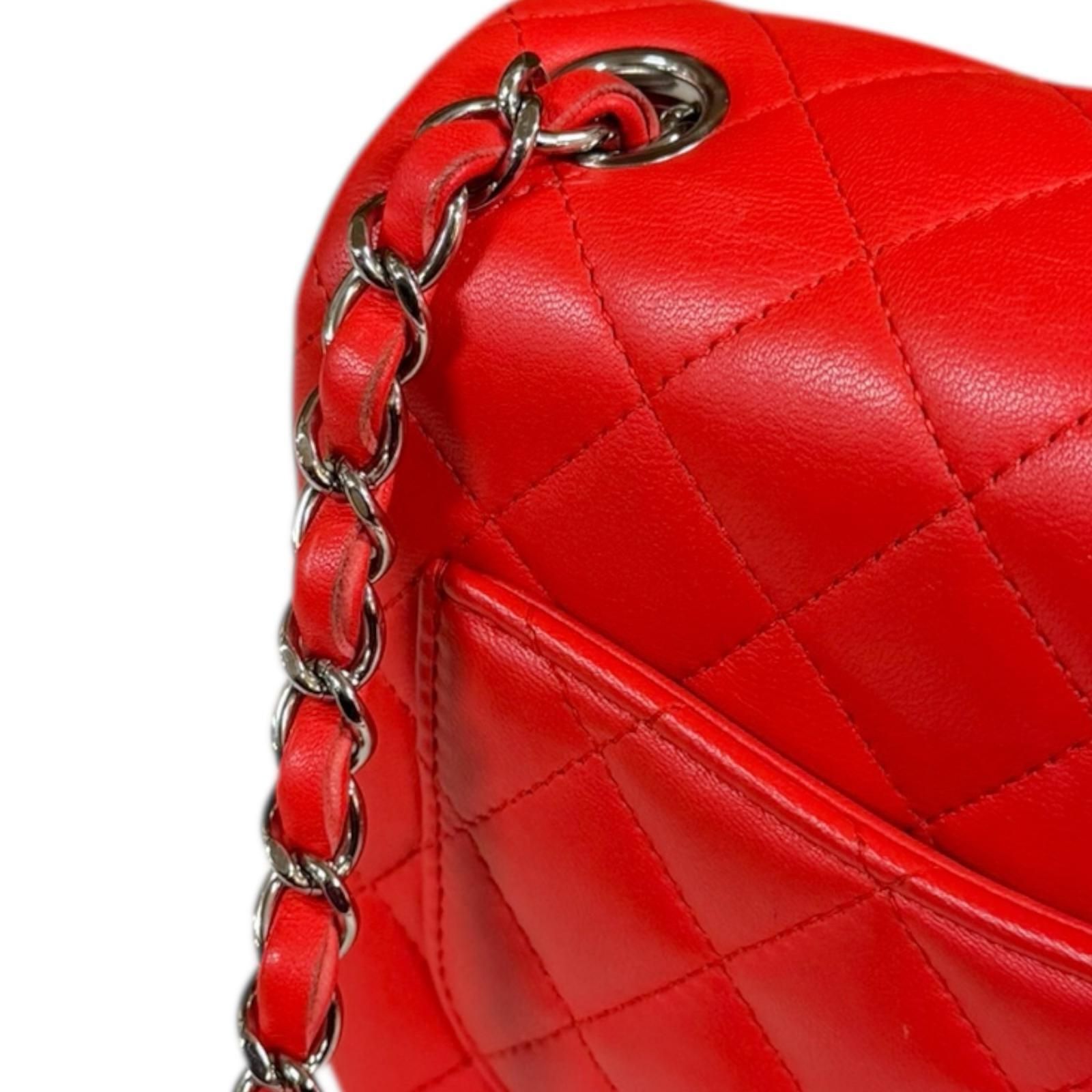 シャネル ミニマトラッセ ショルダーバッグ レザー レッド レディース 