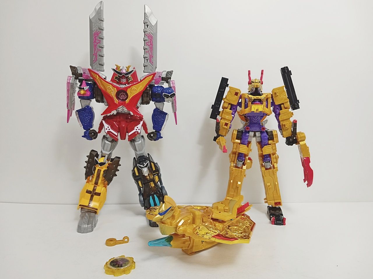 暴太郎戦隊ドンブラザーズ DXドンオニタイジン DX虎龍攻神(トラ 暴太郎戦隊ドンブラザーズ DXドンオニタイジン DX虎龍攻神(トラ