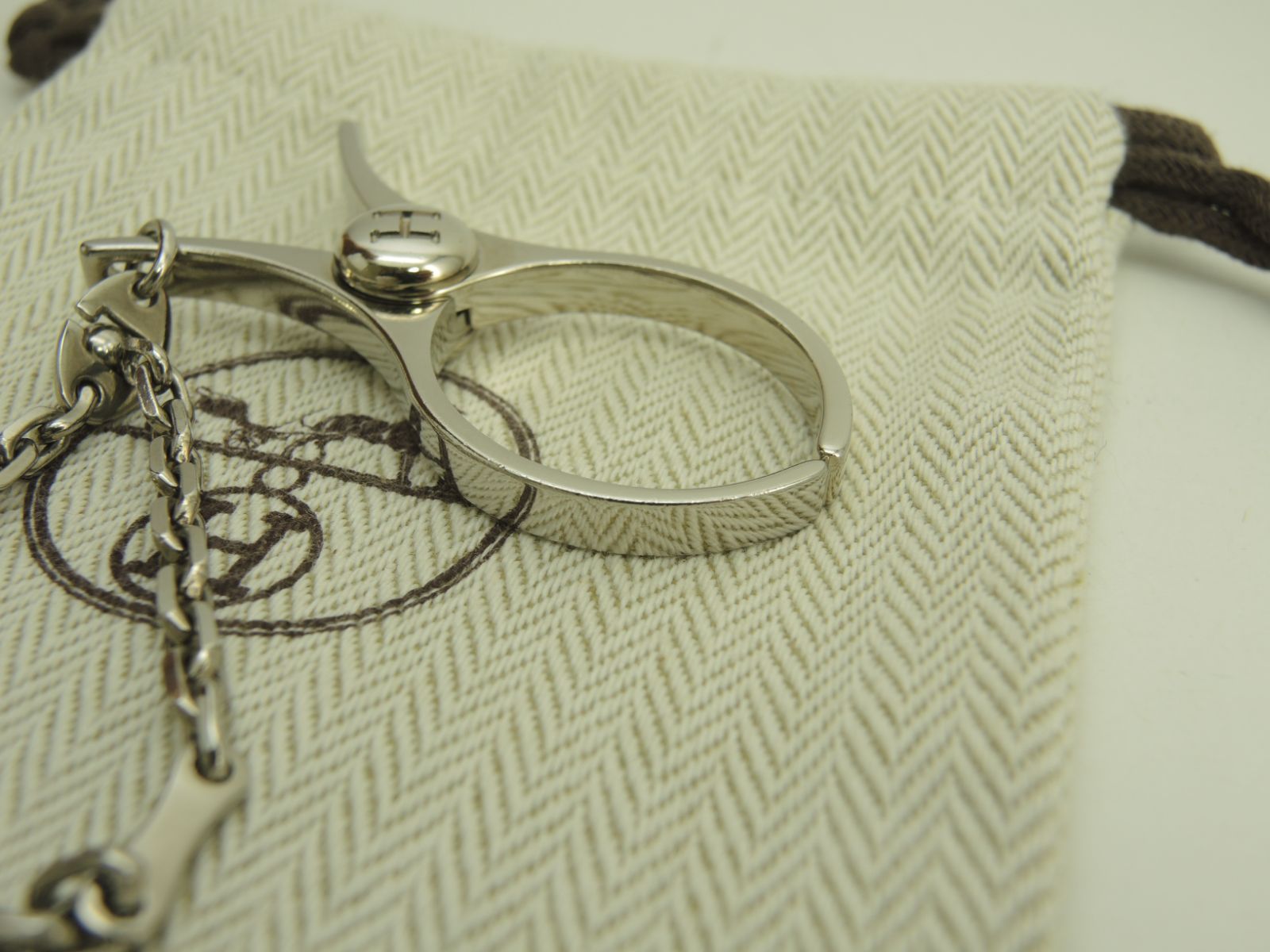 エルメス バッグチャーム グローブホルダー シルバー キーリング 銀色