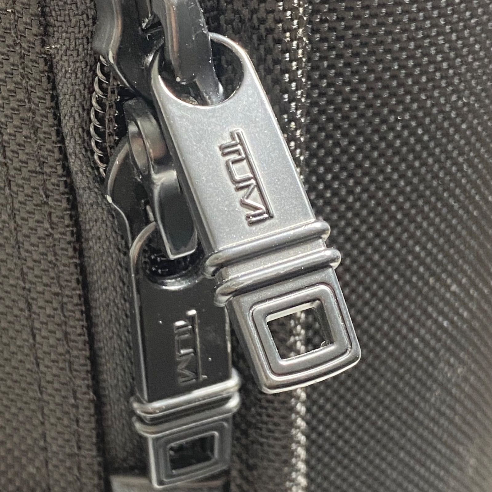 TUMI トゥミ ALPHA2 22060D2 キャリーケース TSA 黒 A10204 S - メルカリ