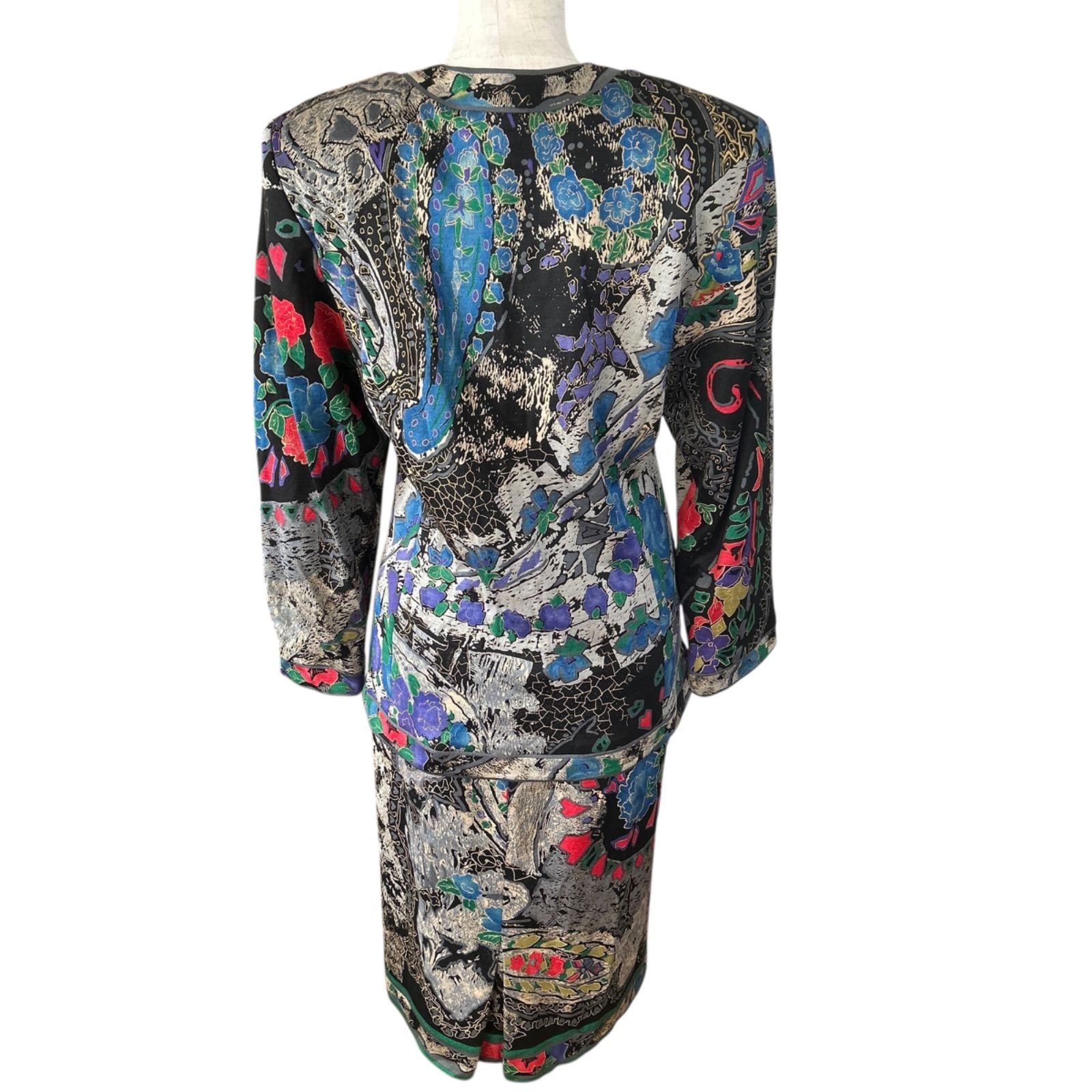 LEONARD レオナール セットアップ 美品 ノーカラージャケット スカート