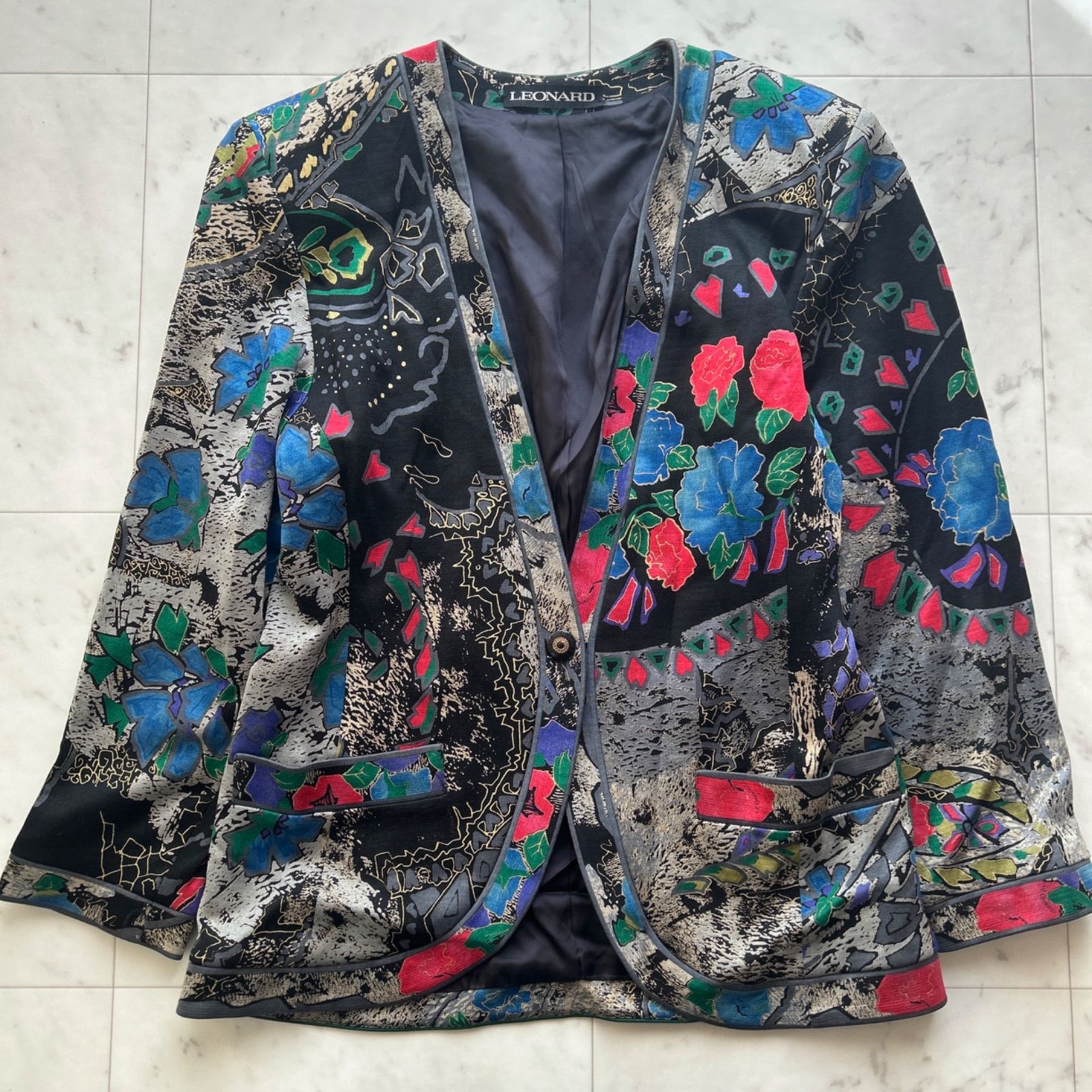 LEONARD レオナール セットアップ 美品 ノーカラージャケット スカート