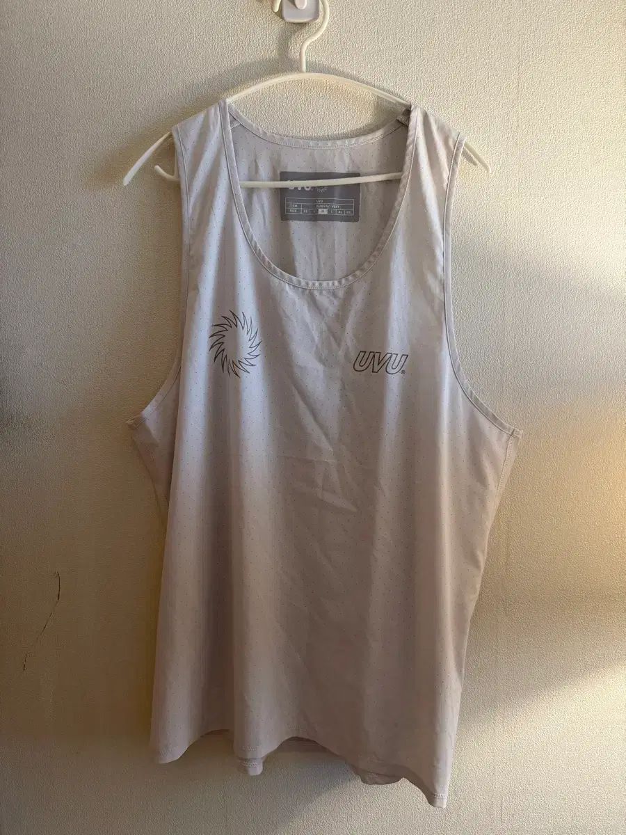 UVU ランニング ベスト PARIS Mサイズ UVU ランニング ベスト PARIS M