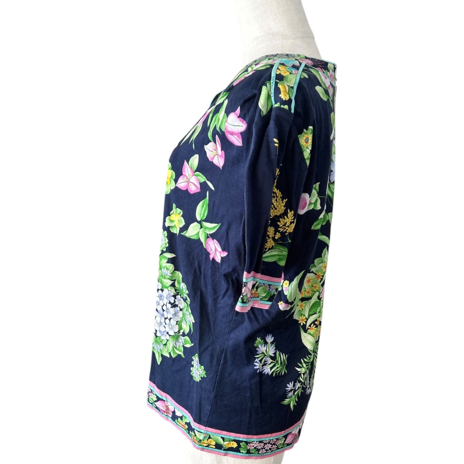 LEONARD レオナール 美品 半袖 カットソー 花柄 ネイビー Lサイズ V