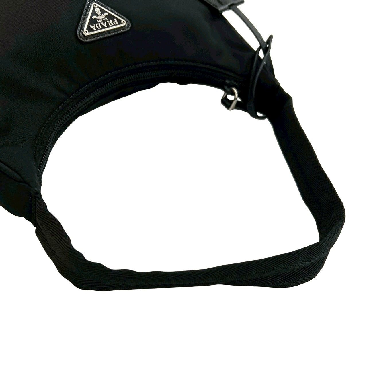 極 美品 希少品 PRADA プラダ リ エディション 三角ロゴ プレート 金具