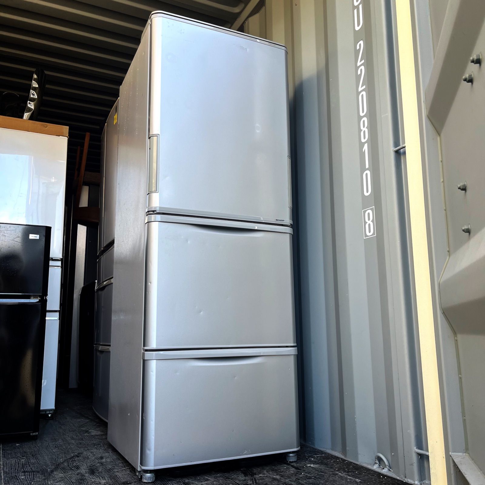 373取付無料！SHARP左右両開きドア スタイリッシュシルバー3ドア冷蔵庫 373取付無料！SHARP左右両開きドア スタイリッシュシルバー3ドア冷蔵庫