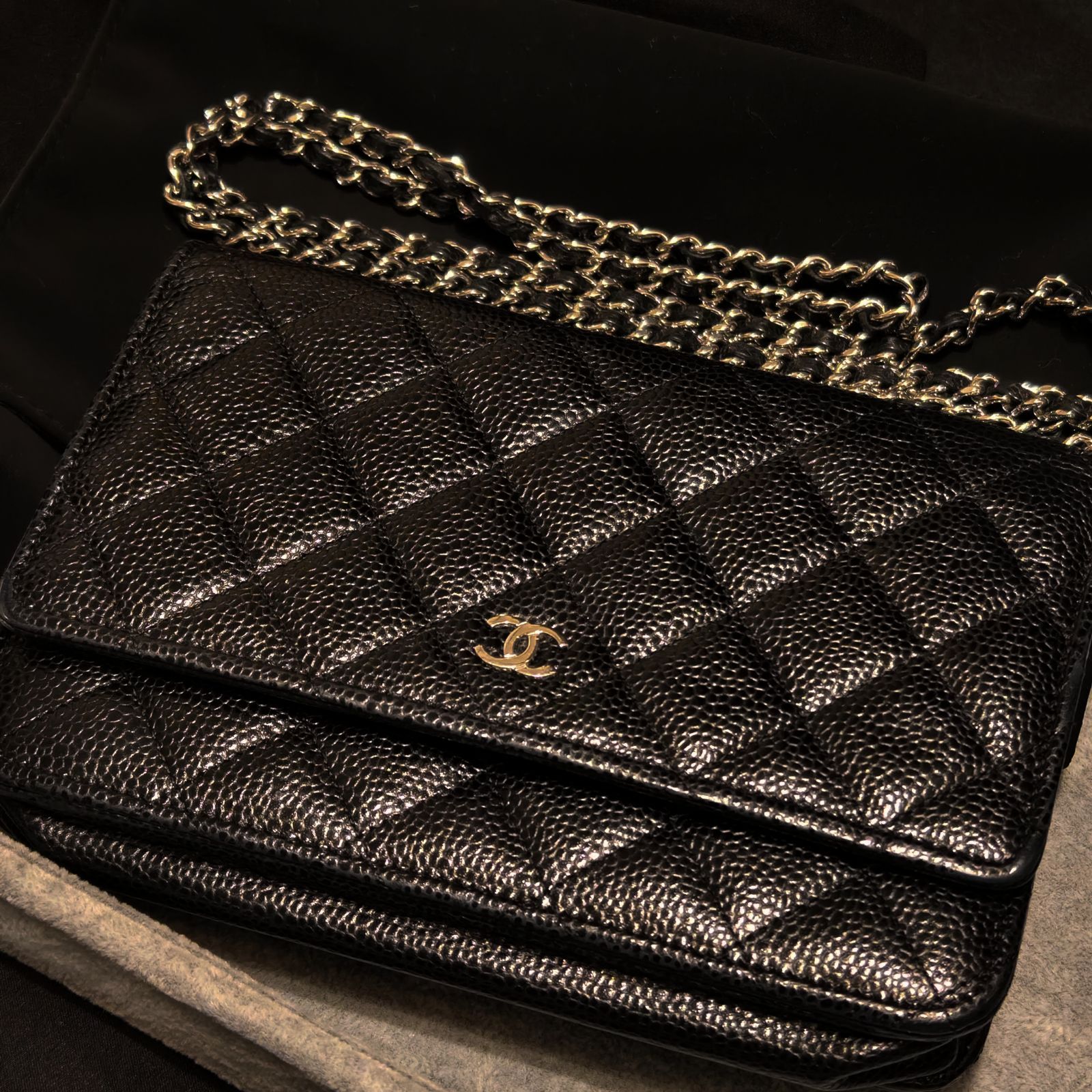 シャネル CHANEL マトラッセ チェーン ショルダーバッグ キャビア 