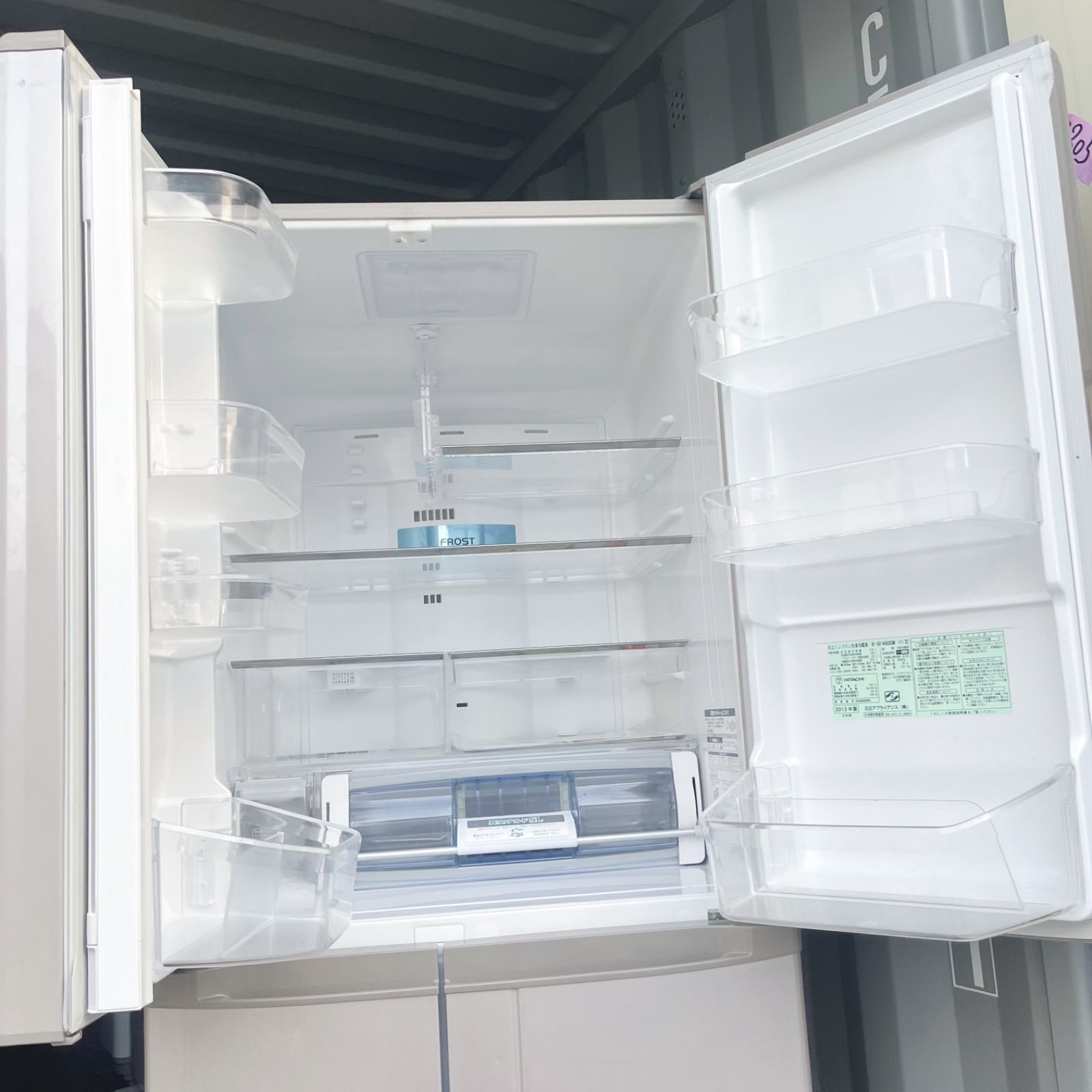 取付無料！完動品！日立真空チルド 自動製氷付き スタイリッシュ6ドア冷蔵庫 取付無料！完動品！日立真空チルド 自動製氷付き スタイリッシュ6ドア