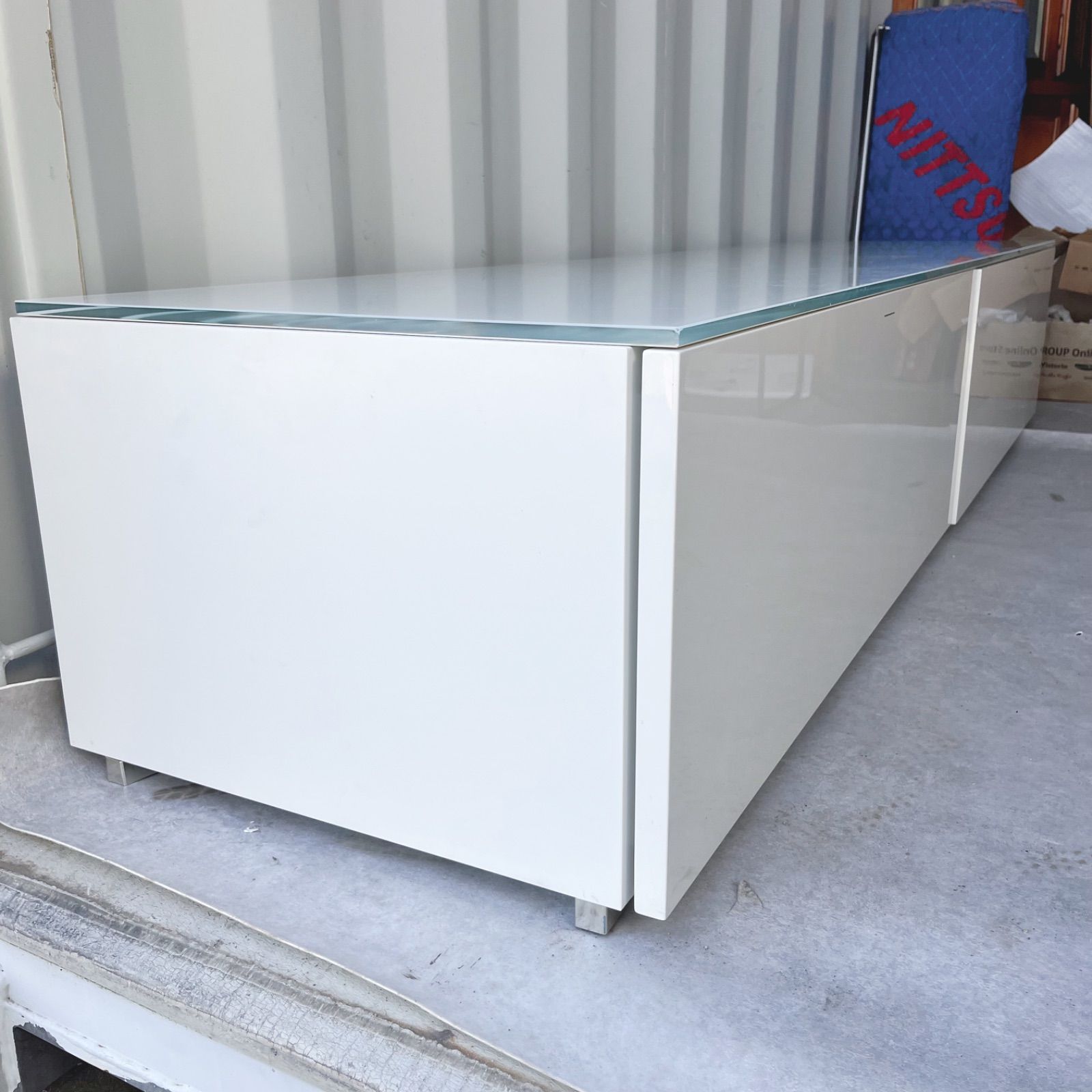 専用取付無料！モルテーニ PASS ホワイトガラストップテレビボード