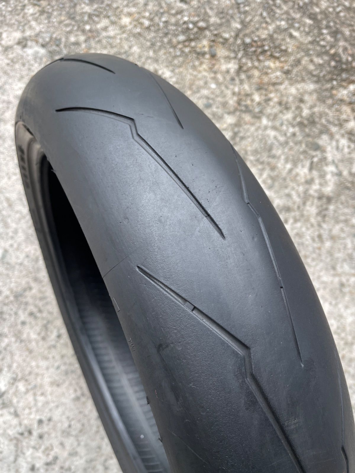 ピレリ スーパーコルサV3 SP 前後セット 120/70ZR17 200/60ZR17 398