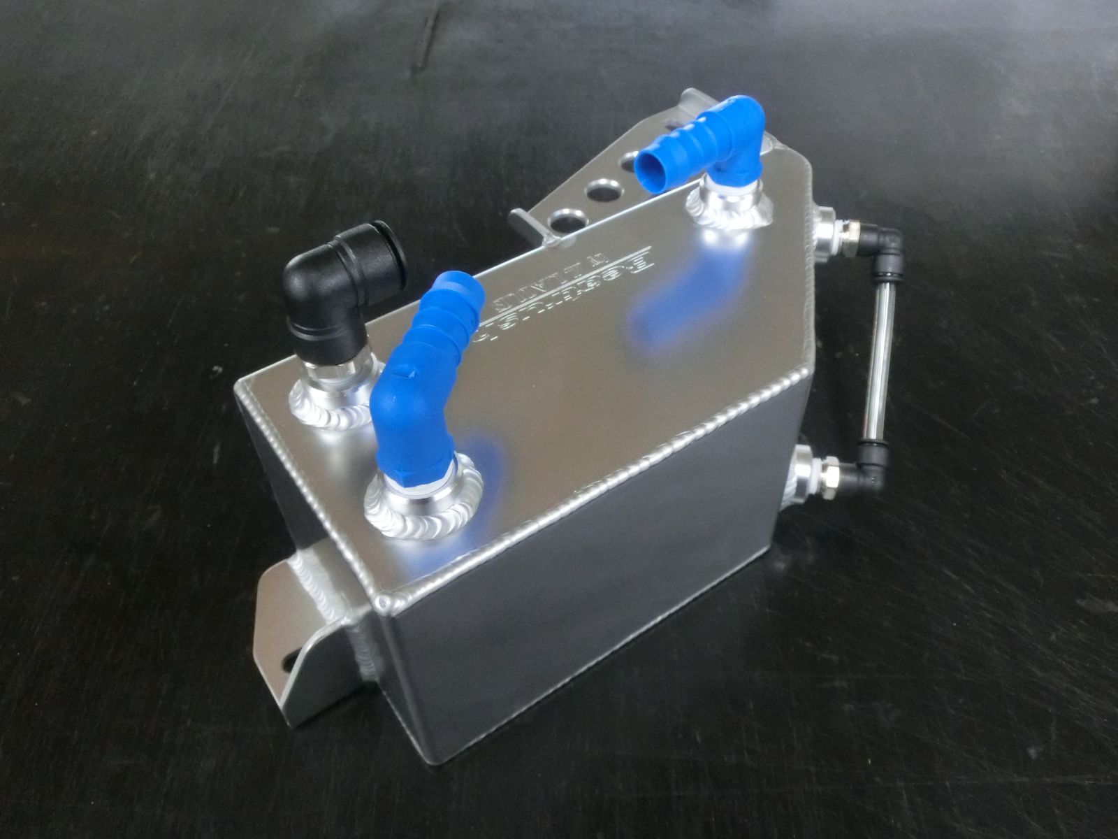未使用品】Beatrush オイルキャッチタンク LAILE レイル スイフト 