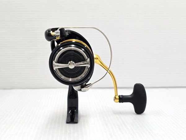品 ダイワ Daiwa スピニングリール 23 レガリス LT 3000-CXH 〇YR-19751〇
