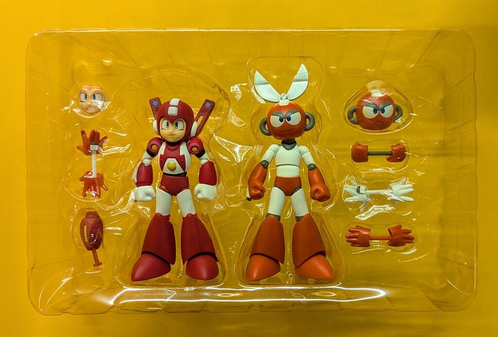 【箱無し・付属品欠品】千値練　4インチネル　スーパーロックマン＆カットマン 千値練 4インチネル スーパーロックマン & カットマン - メルカリ