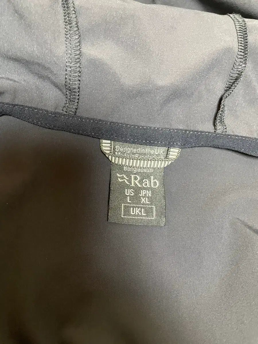 ラブ ボリアルリース フーディー ジャケット L