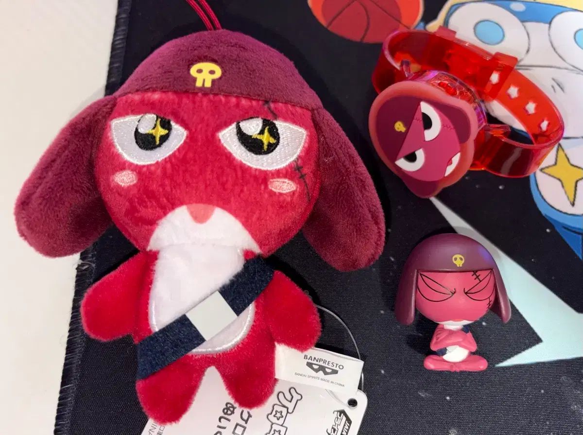 ギロロ セット (BANDAI ぬいぐるみ リストウォッチ いつ届くだろう