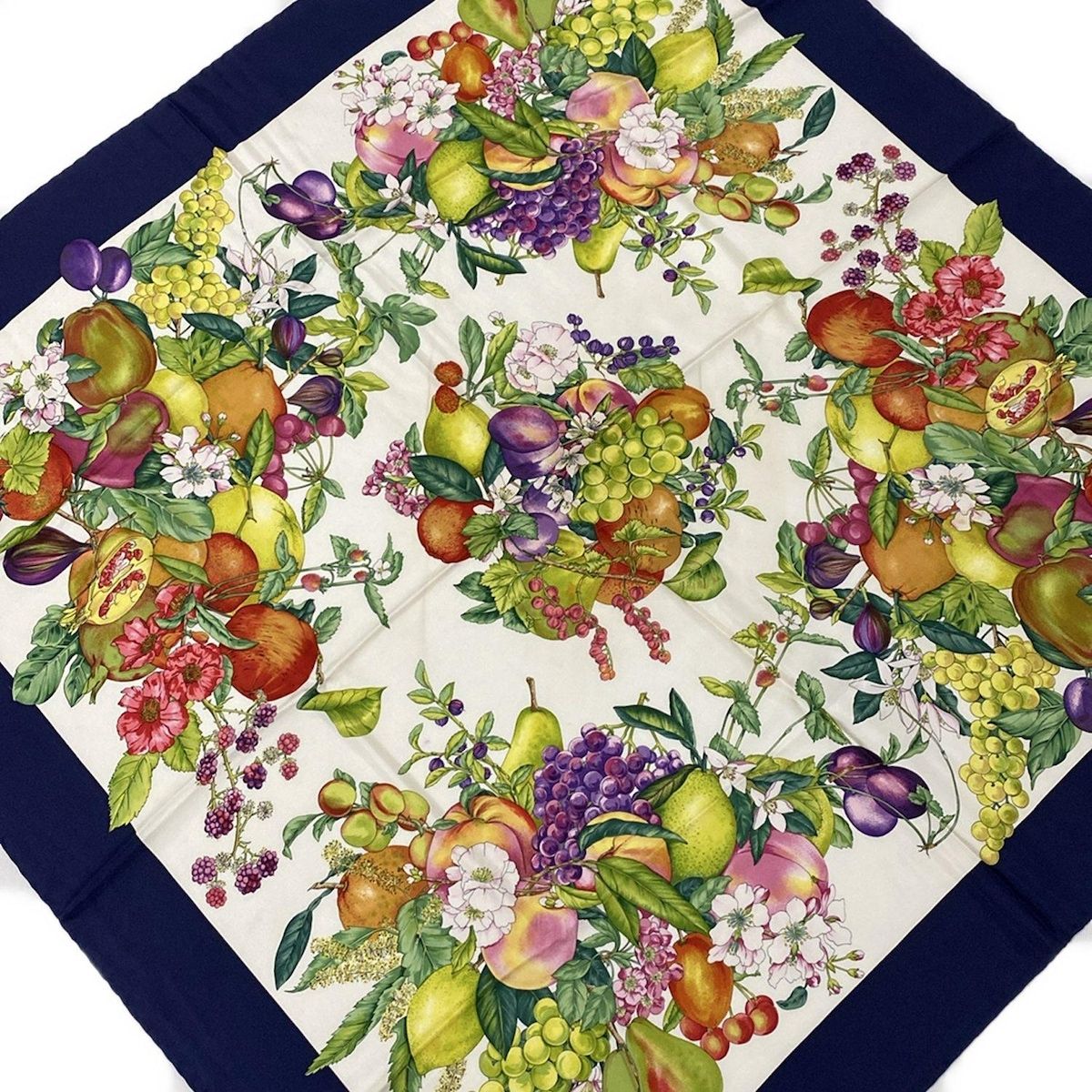 GUCCI(グッチ) スカーフ - ネイビー×ライトグリーン×マルチ フルーツ