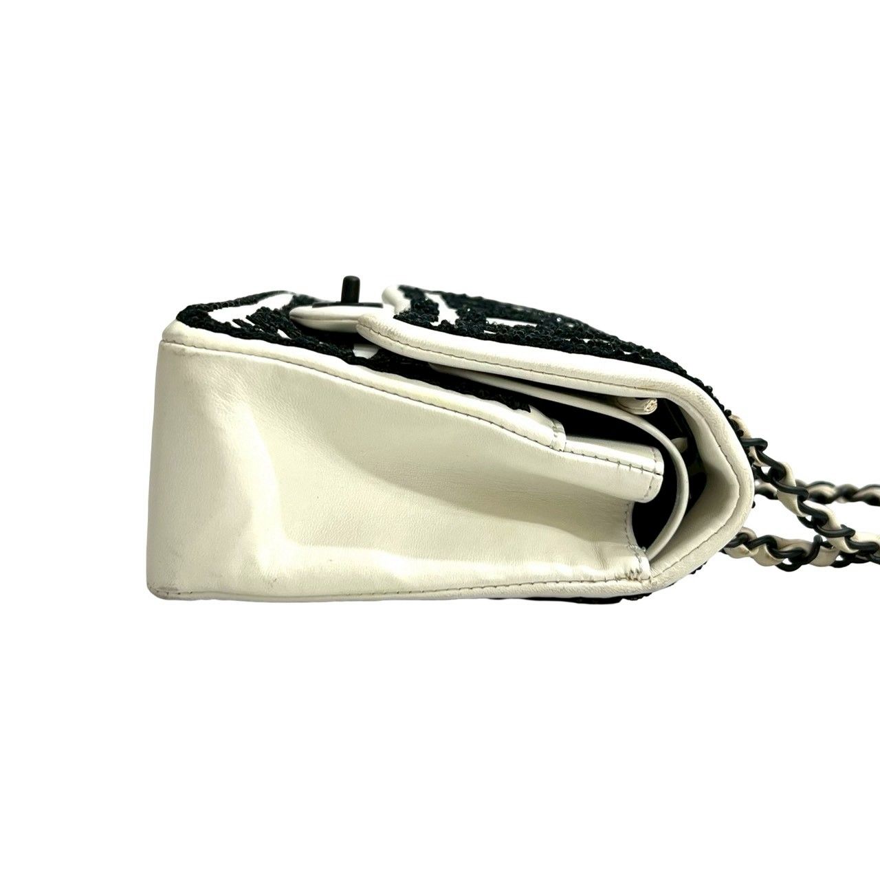 未使用 シャネル ハンドバッグ メタルココマーク ラムスキン レディース シール シャネル マトラッセ ココマーク ショルダーバッグ シャネル