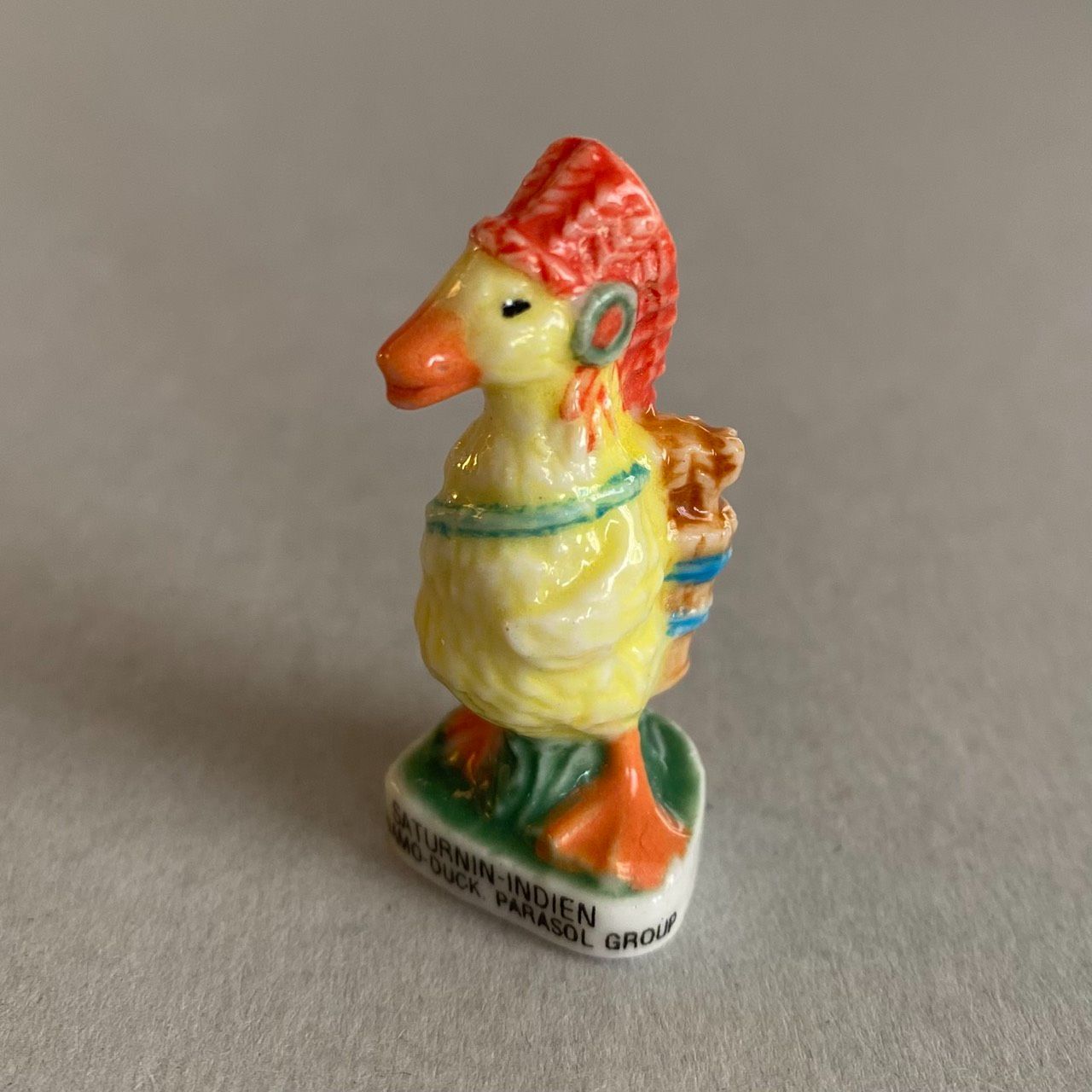 インディアン風衣装のサチュルナンのフェーブ／あひる／フランス雑貨