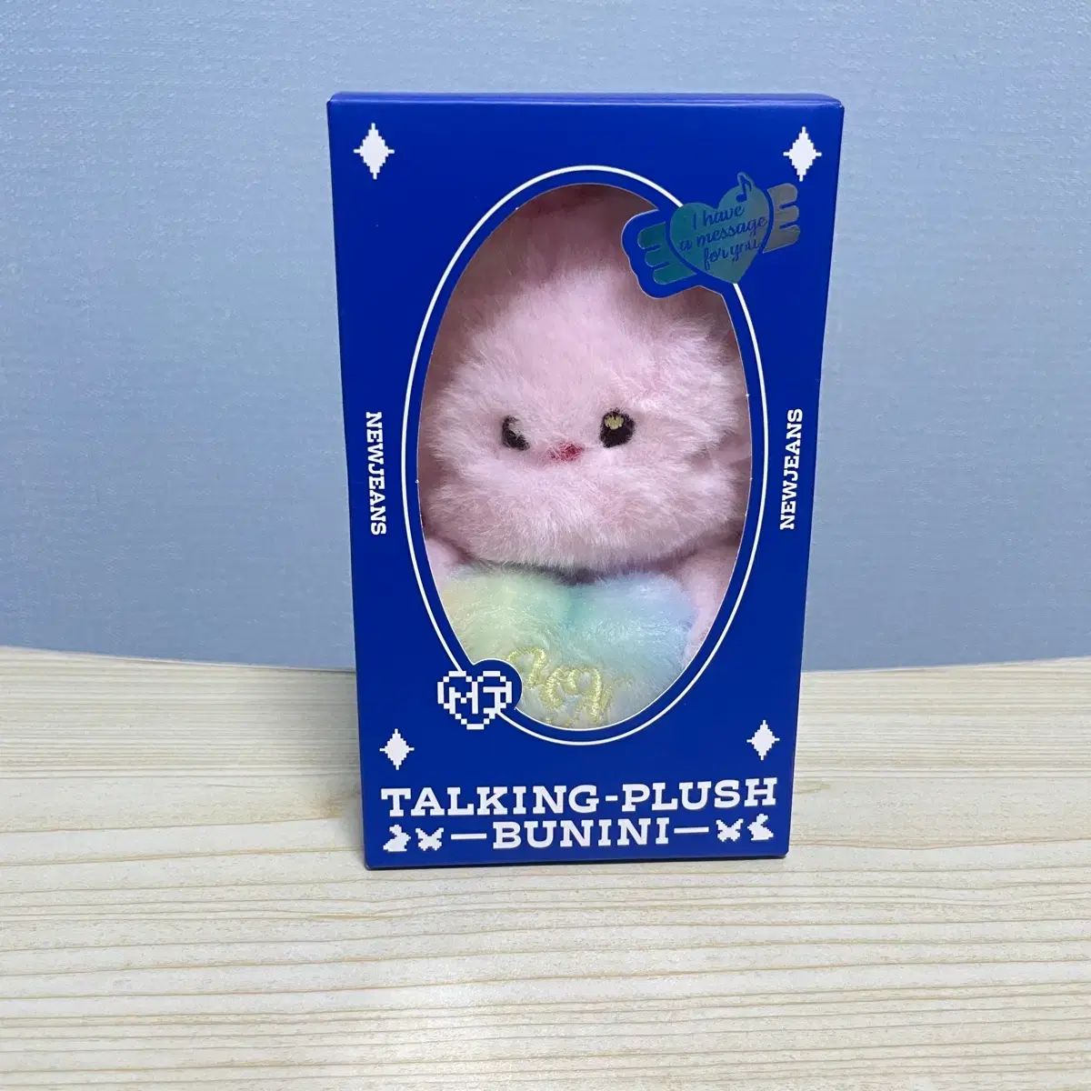 NewJeans（ニュージーンズ・ニュジ）トーキング バニニ(BUNINI) ハニ