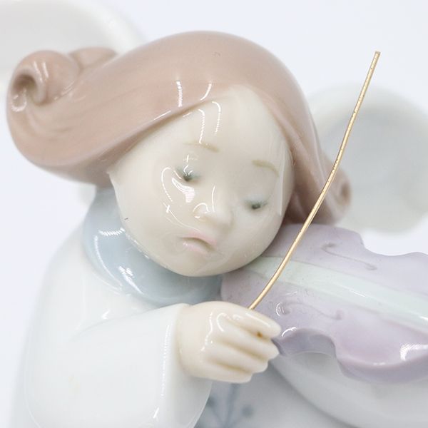 リヤドロ LLADRO ヴァイオリンを弾く天使 06529 磁器 置物 人形