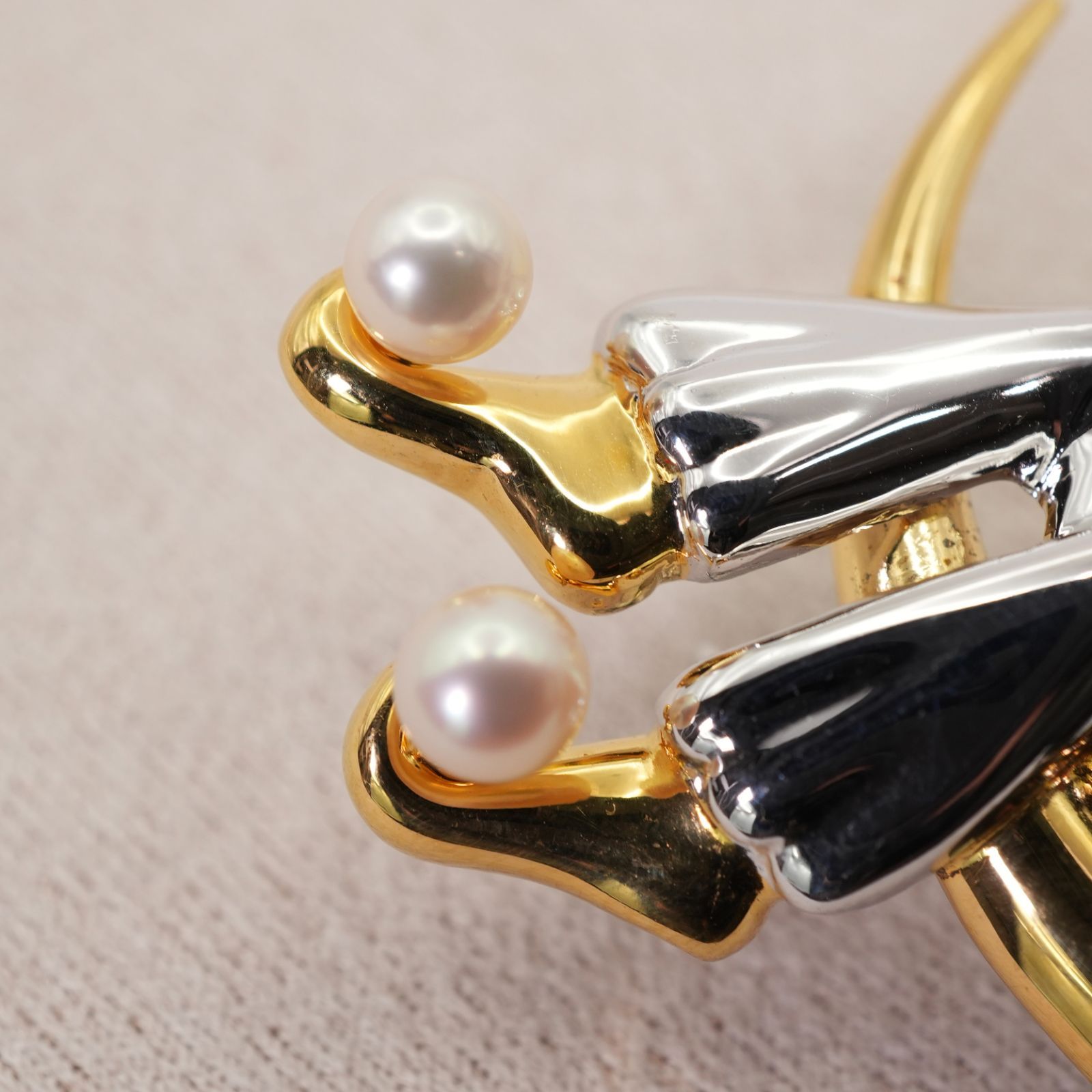 美品 ミキモト ピエロ コンビカラー ブローチ シルバー パール/24-4842