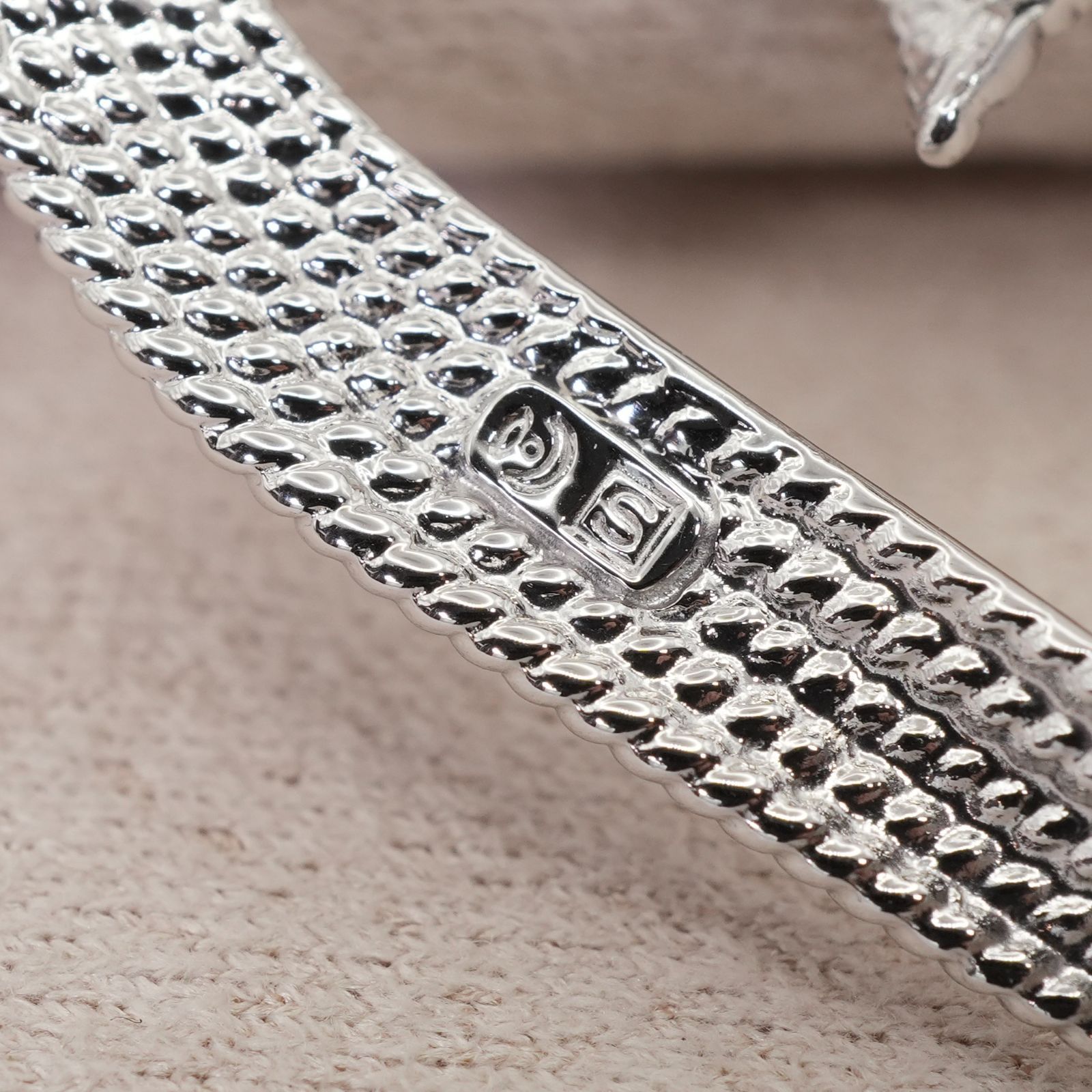 希少 美品 タサキ リボンモチーフ ブローチ パール アコヤ真珠/25-1280