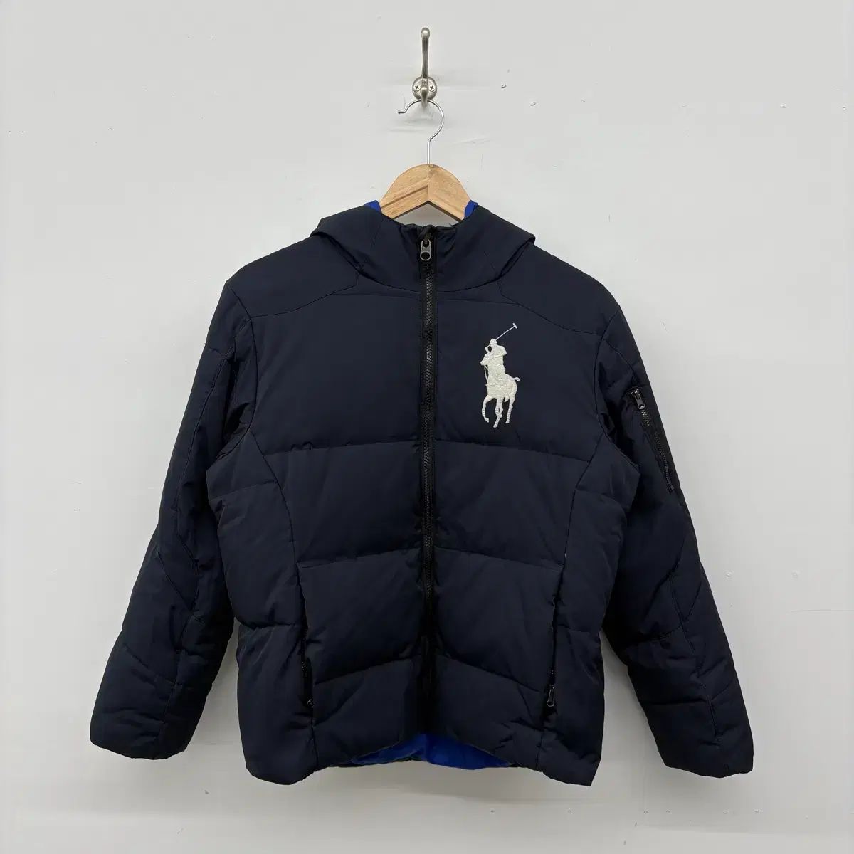 ポロラルフローレン ダウンジャケット アウター ポニー フード ネイビー S ビッグポニー✨ ポロラルフローレン ダウンジャケット ネイビー 刺繍 L